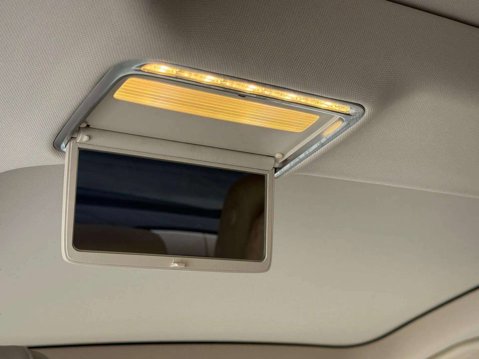 Used 2019 Mercedes-Benz S 560 4MATIC Sedan image 15