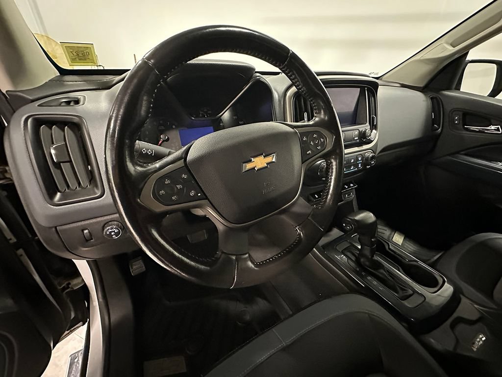 Used 2021 Chevrolet Colorado Z71 w/ Safety Package AWD/4WD image 23