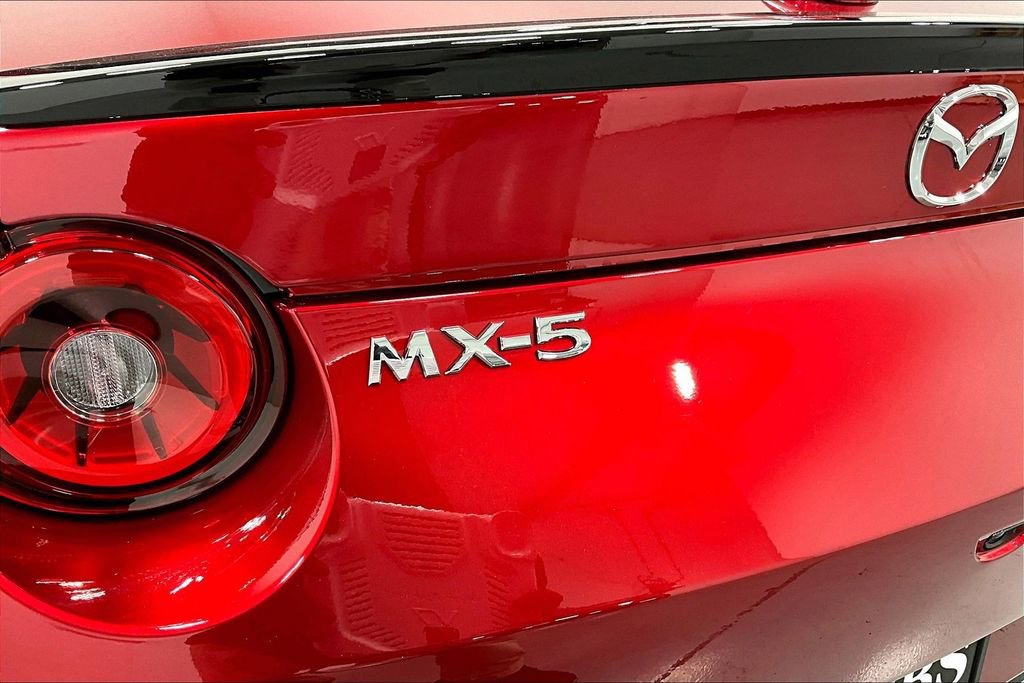 New 2026 MAZDA MX-5 Miata RF Grand Touring RWD image 27