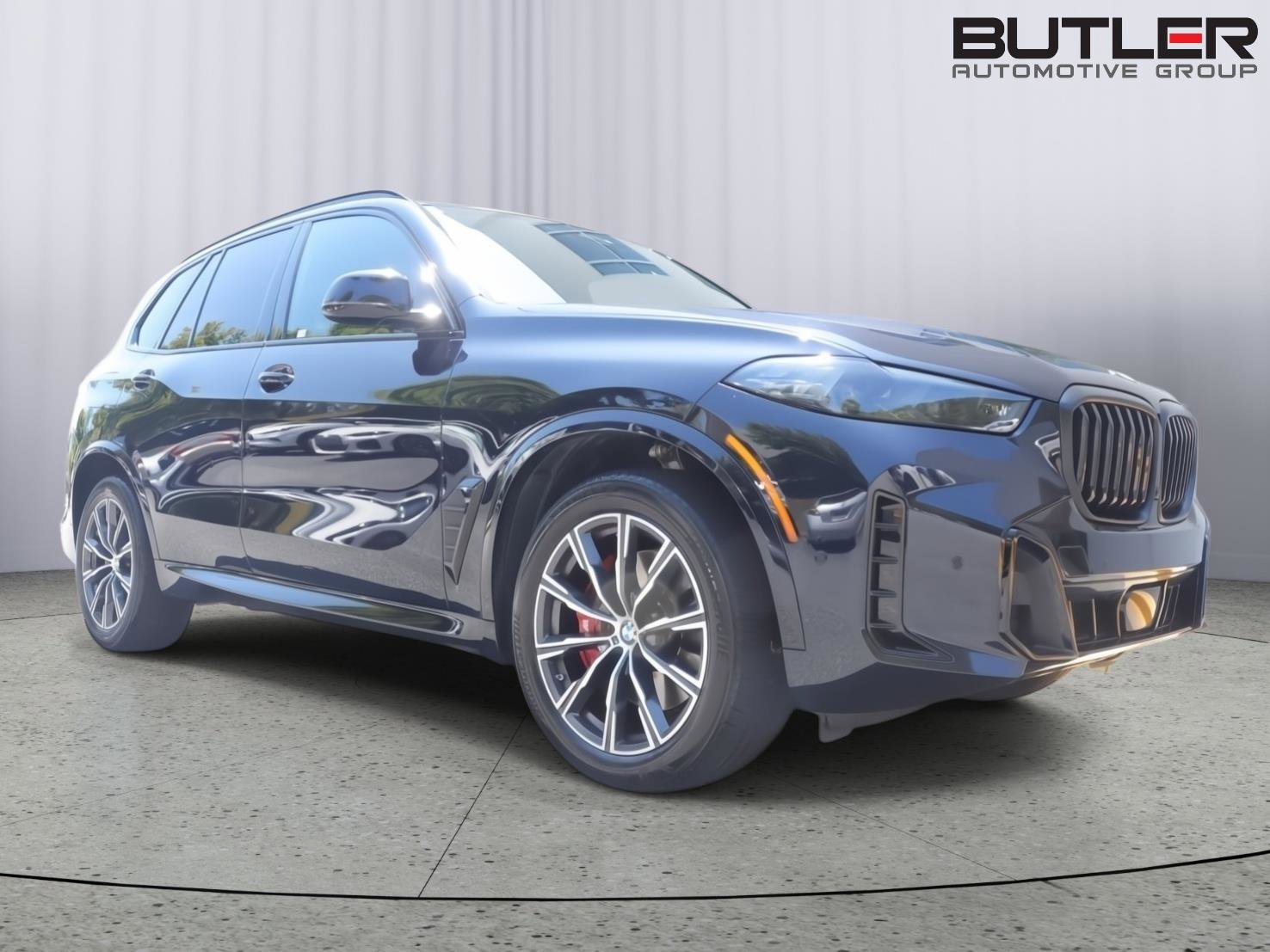 Used 2024 BMW X5 sDrive40i w/ M Sport Package image 9