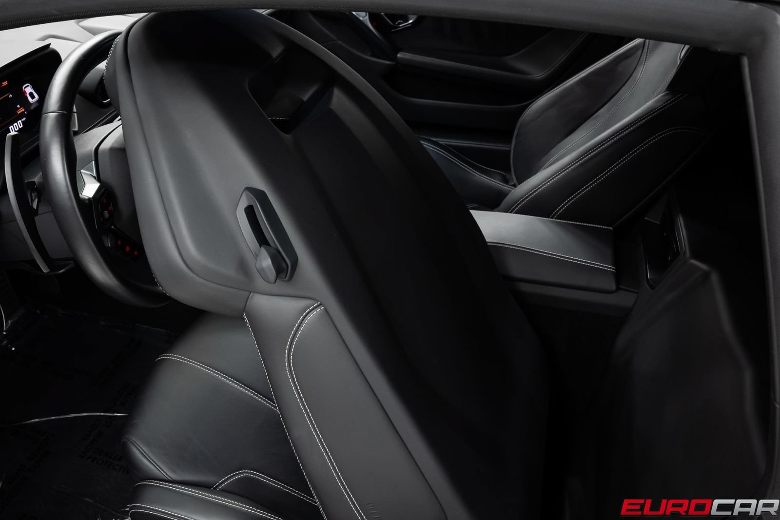 Used 2015 Lamborghini Huracan LP 610-4 AWD/4WD image 40