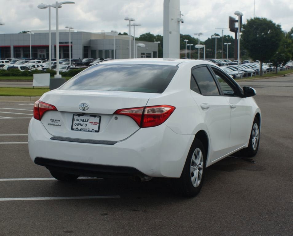 Used 2017 Toyota Corolla L FWD image 12