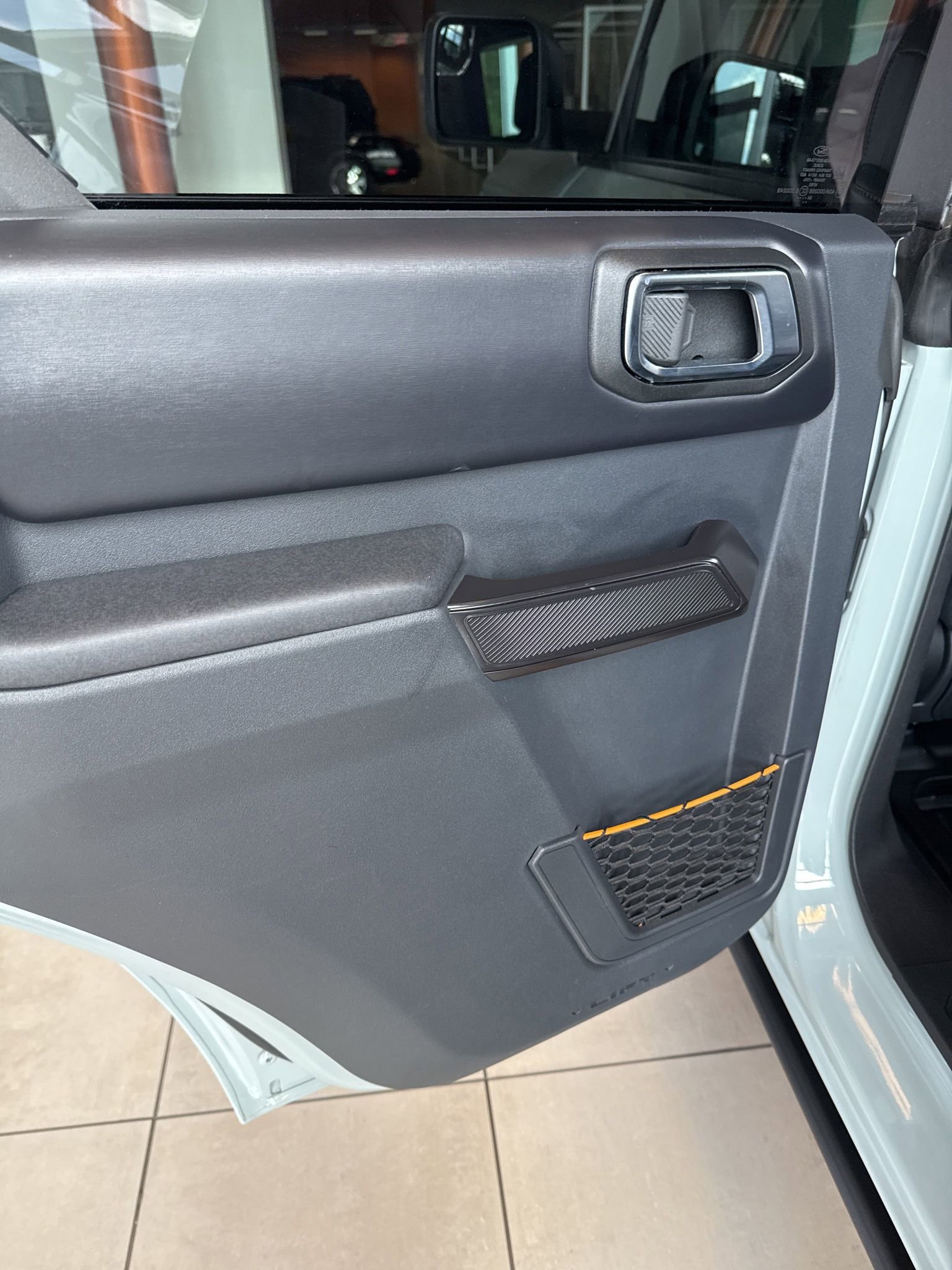 Used 2024 Ford Bronco Badlands image 23