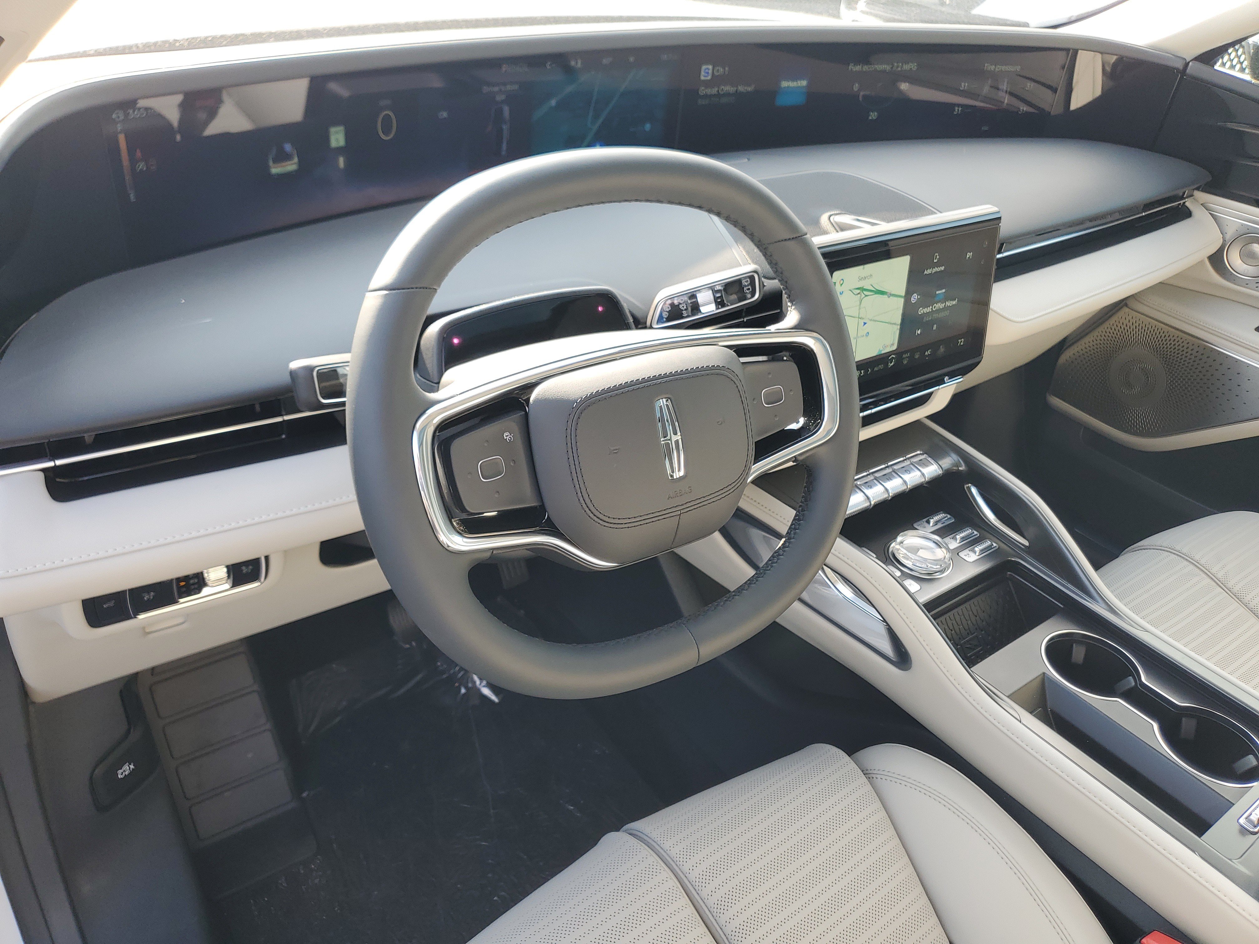 New 2026 Lincoln Nautilus Reserve AWD/4WD image 13