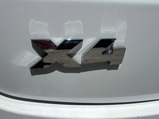 Used 2023 BMW X4 M40i AWD/4WD image 9