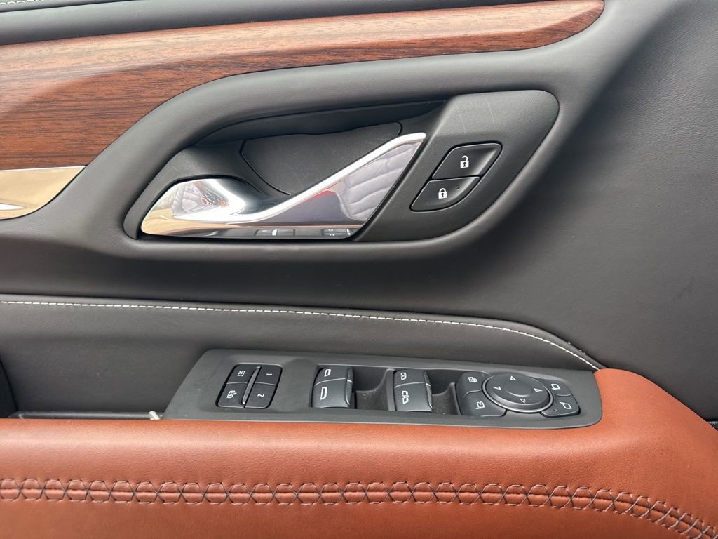 Used 2024 GMC Yukon XL Denali Ultimate w/ LPO, Illumination Package image 15