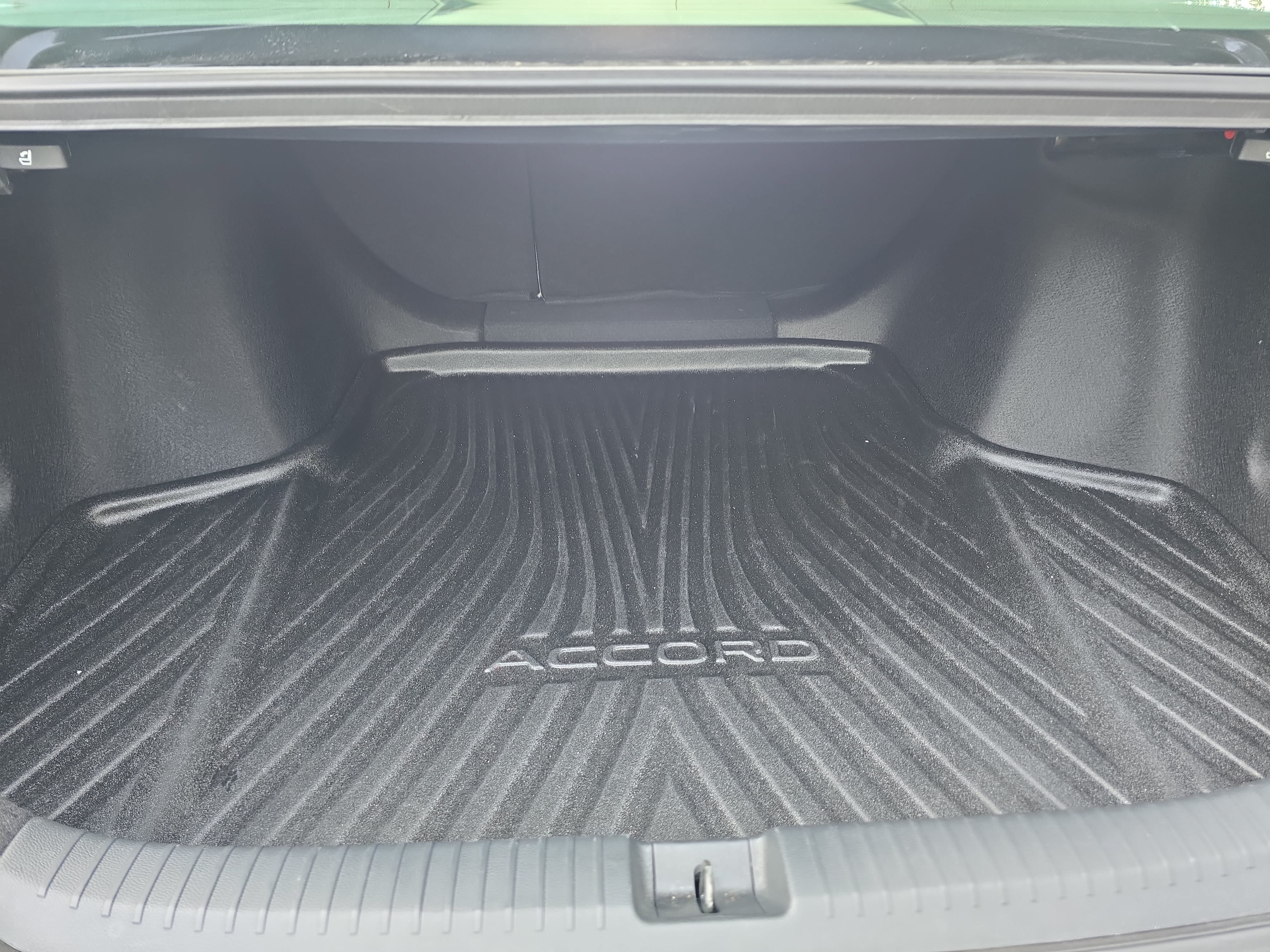 Certified 2024 Honda Accord EX-L image 12