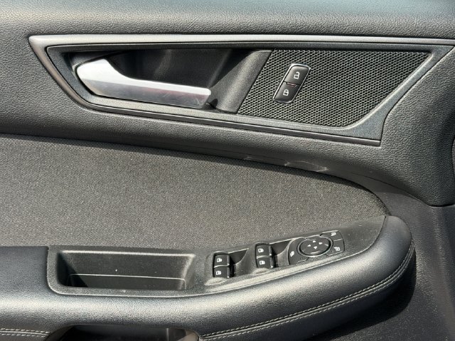 Used 2018 Ford Edge SE AWD/4WD image 21