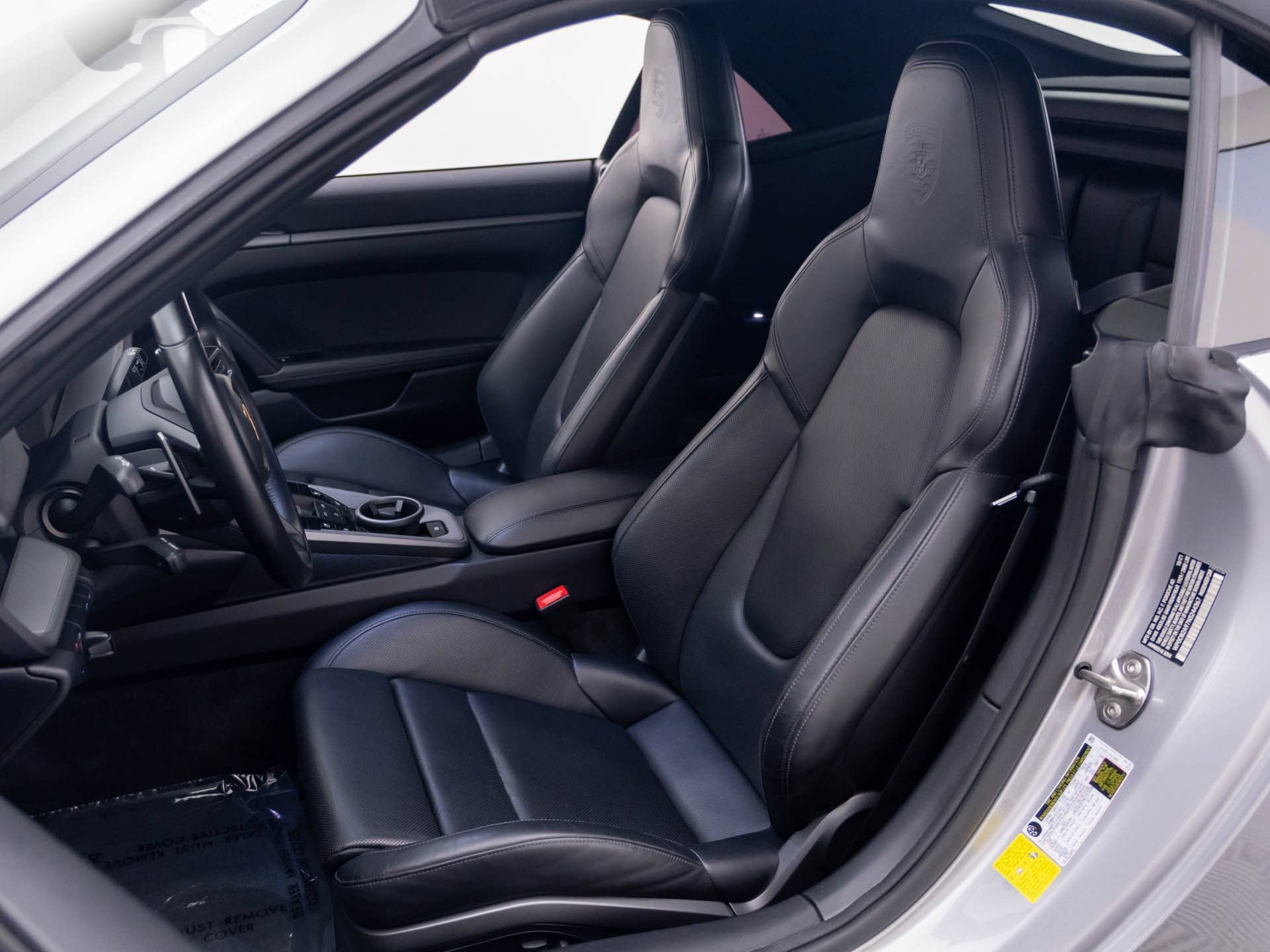 Used 2022 Porsche 911 Carrera 4S AWD/4WD image 5
