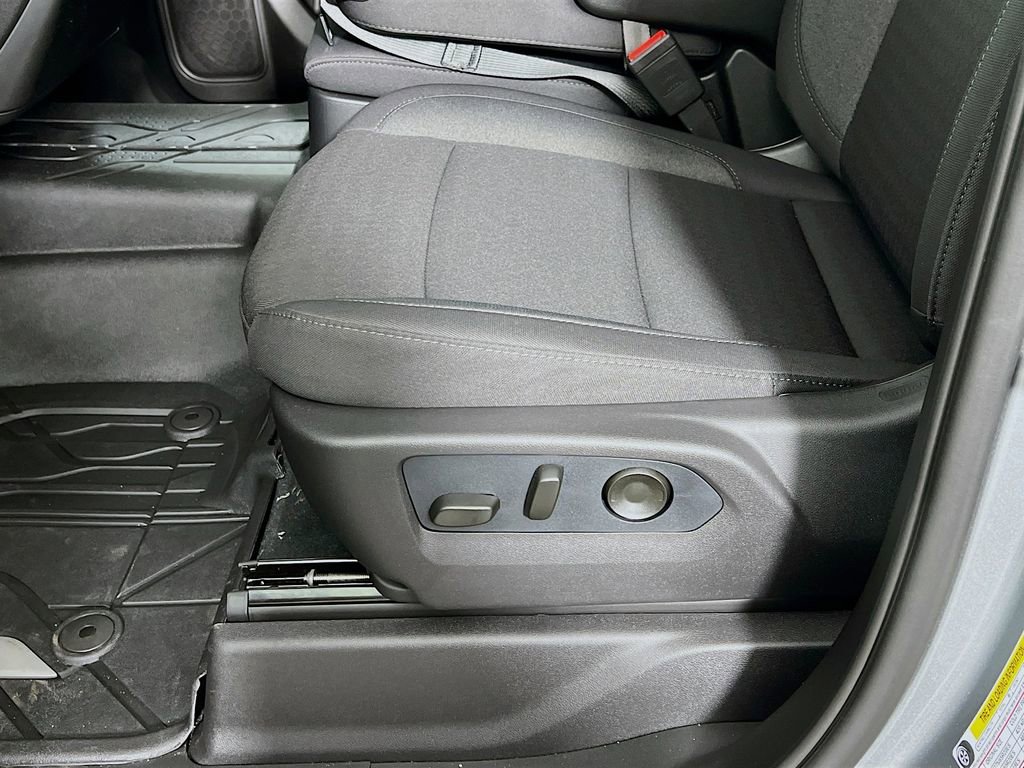 New 2026 Chevrolet Silverado 2500 Custom w/ Custom Value Package image 18