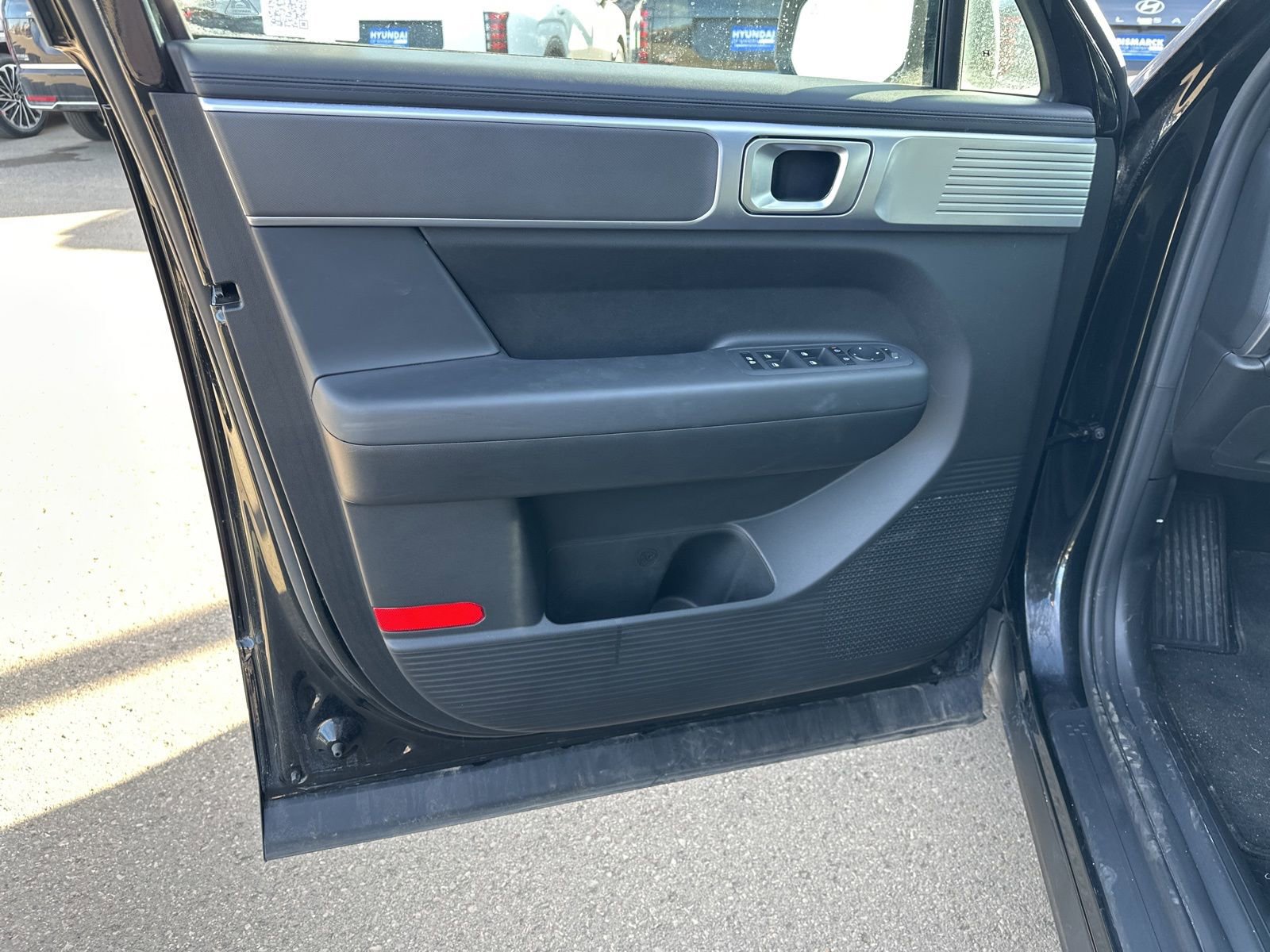 Used 2025 Hyundai Santa Fe SE image 13