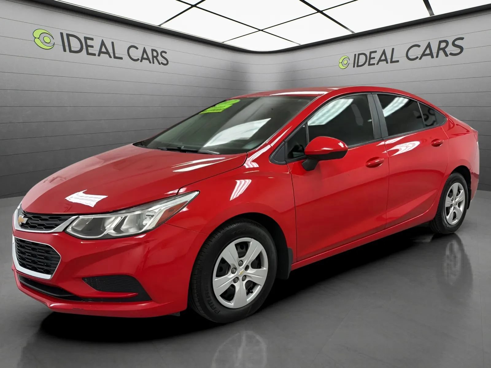 Used 2017 Chevrolet Cruze LS FWD image 1