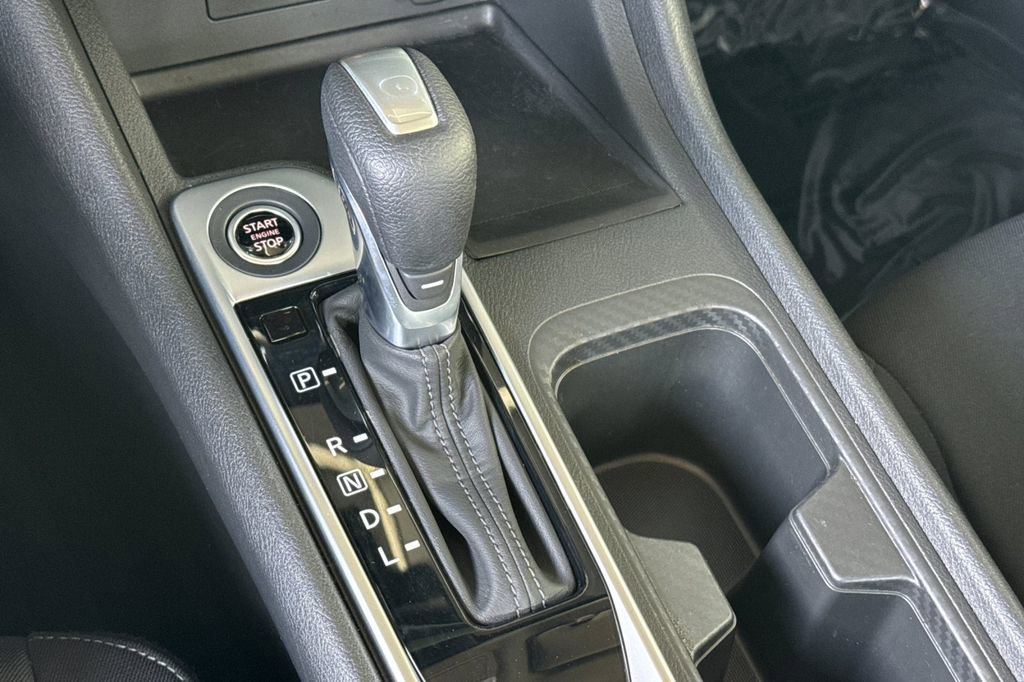 Used 2023 Nissan Sentra SV FWD image 19