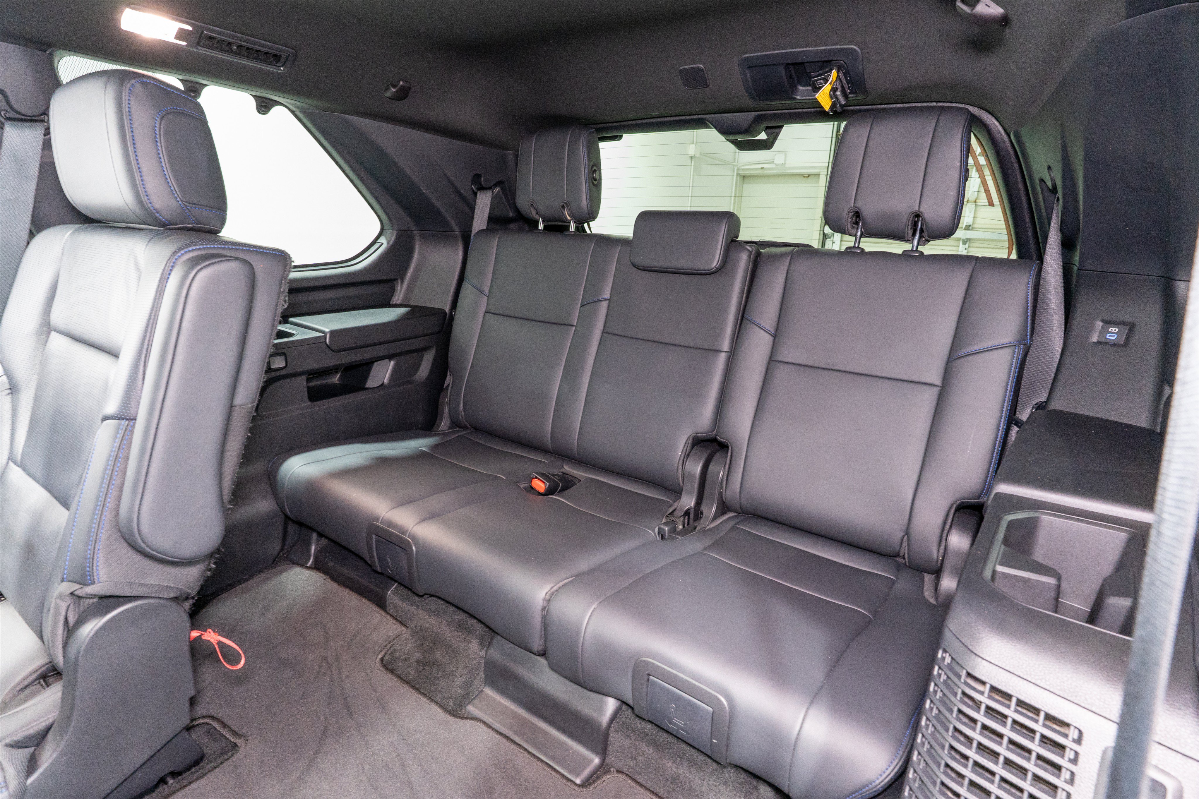 Used 2024 Toyota Sequoia Platinum AWD/4WD image 35