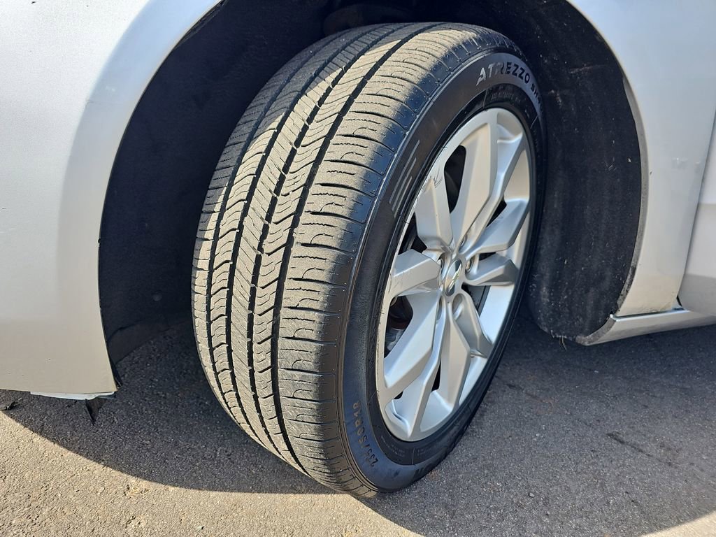 Used 2017 Chevrolet Impala LT image 33