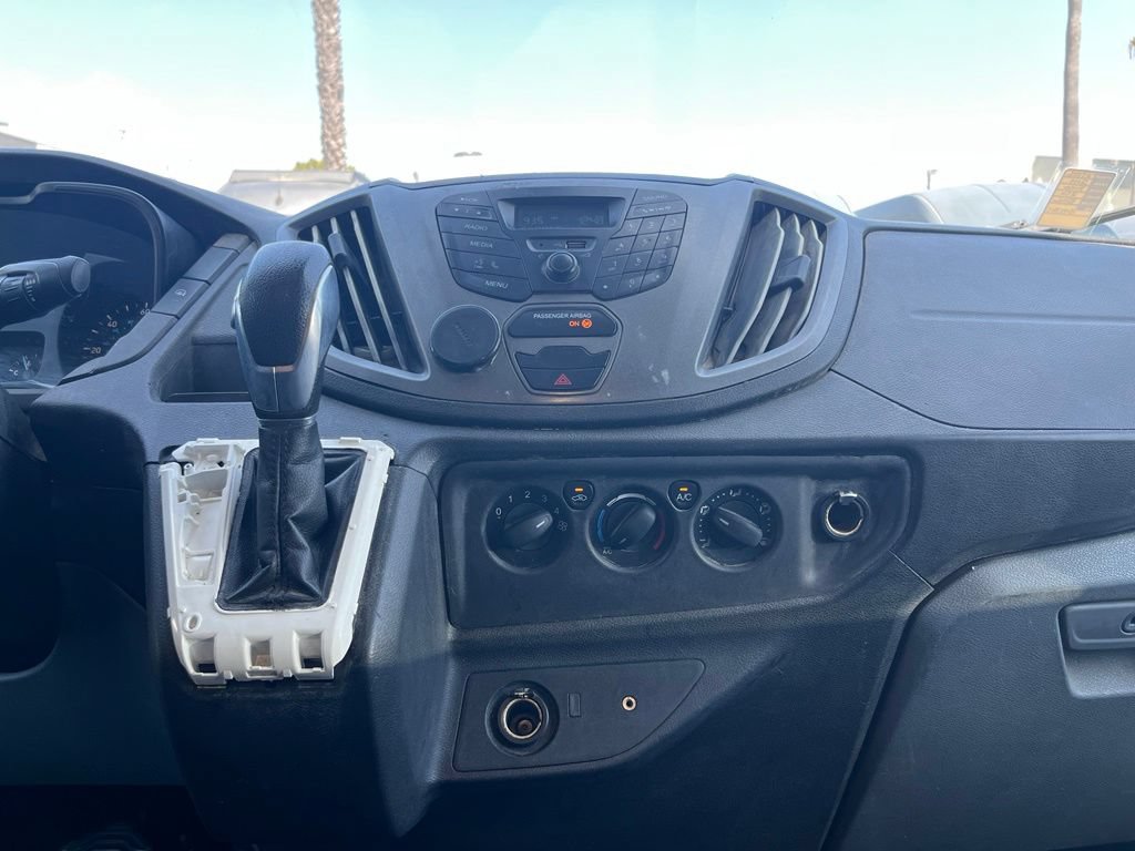 Used 2019 Ford Transit 250 148 High Roof Extended RWD image 17