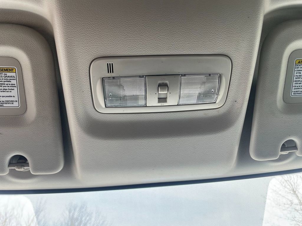 Used 2021 Nissan NV 2500 SV image 22