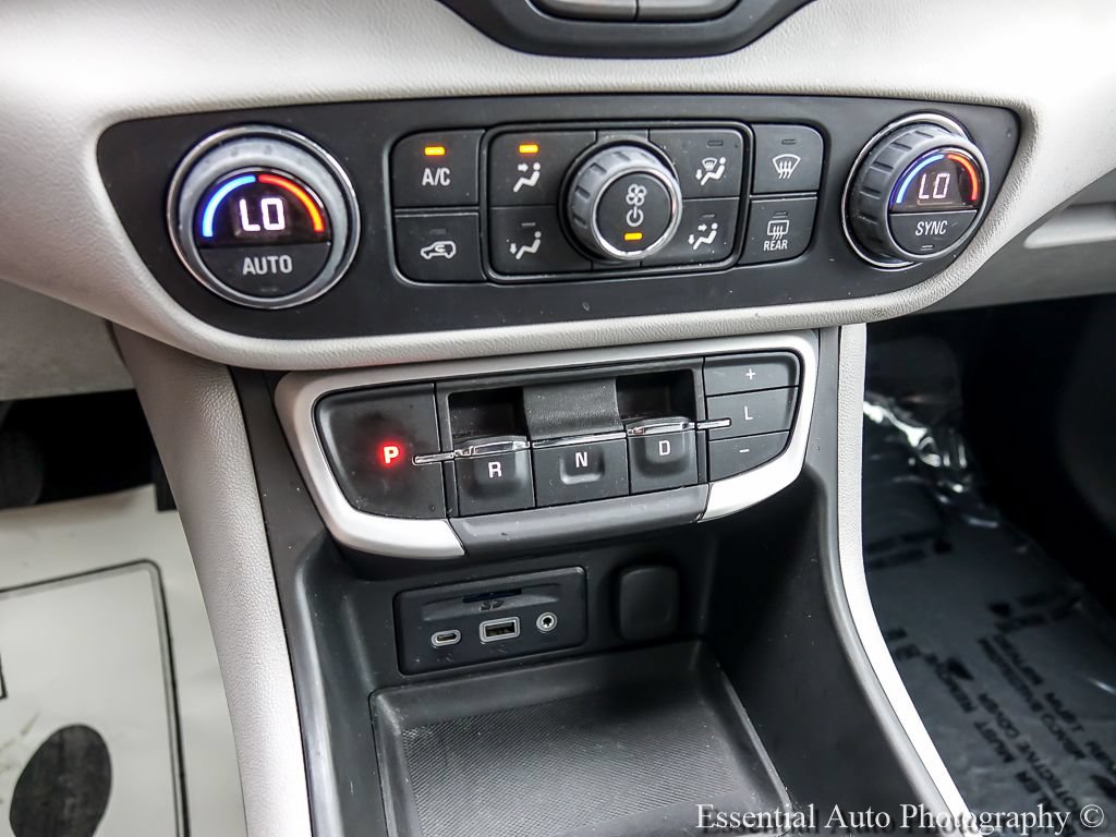 Certified 2022 GMC Terrain SLT w/ Tech Package FWD image 26