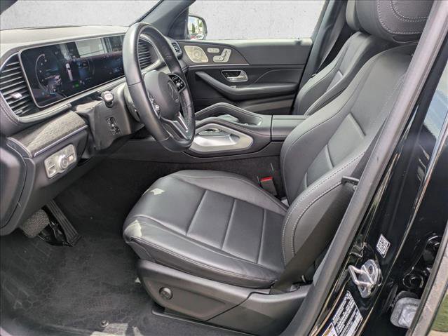 Used 2022 Mercedes-Benz GLS 450 4MATIC image 10