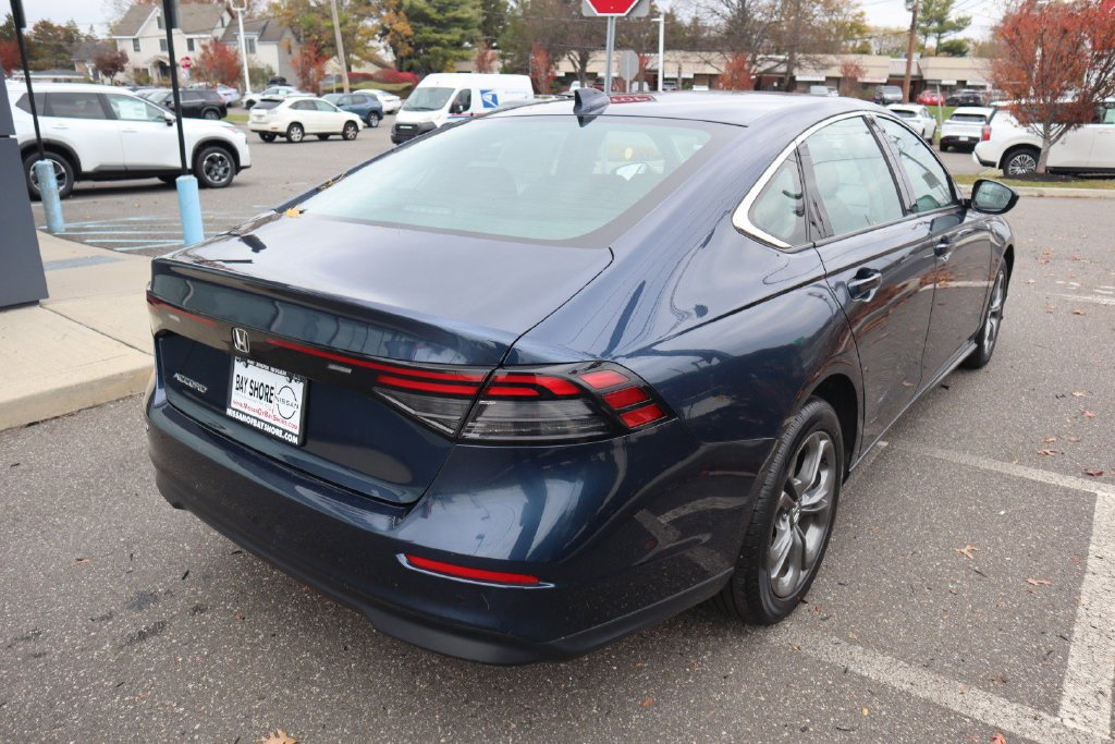Used 2023 Honda Accord EX image 7