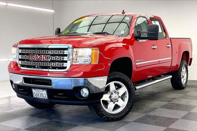 Used 2013 GMC Sierra 2500 SLE w/ HD SLE Premium Package AWD/4WD image 12