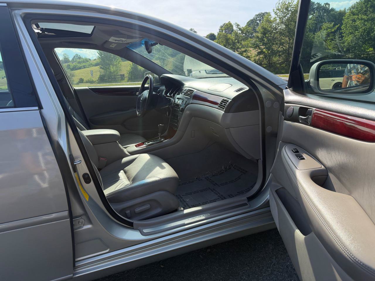 Used 2002 Lexus ES 330 FWD image 24