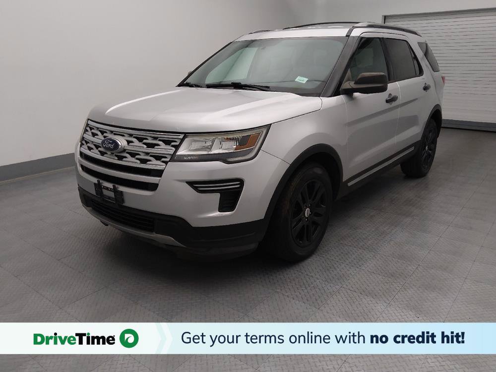 Used 2018 Ford Explorer XLT FWD image 1
