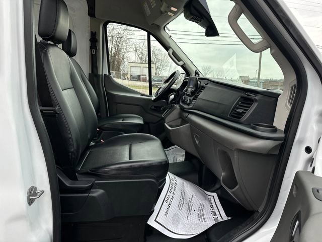 Used 2025 Ford Transit 250 148 Medium Roof image 27