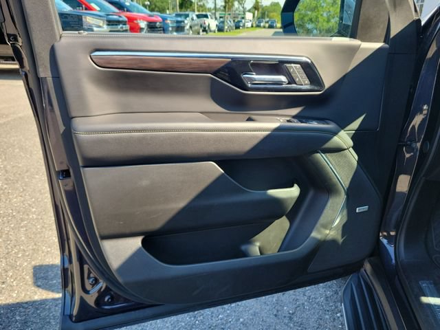Certified 2025 Chevrolet Tahoe Premier AWD/4WD image 25