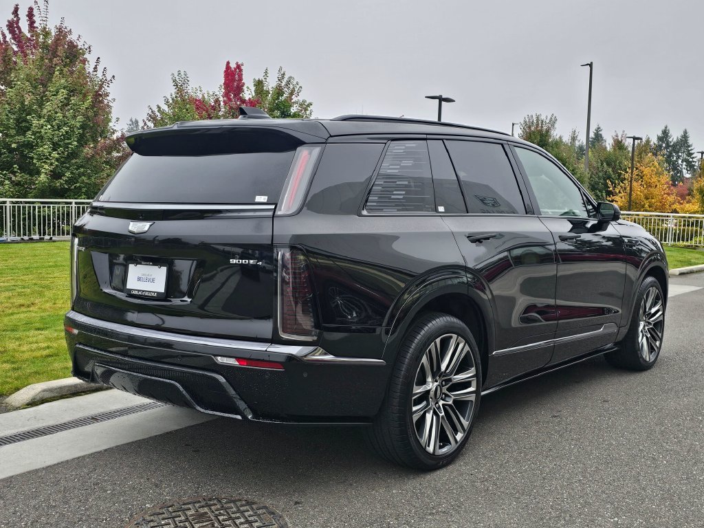 Certified 2026 Cadillac Vistiq Sport w/ LPO, Floor Liner Package AWD/4WD image 5