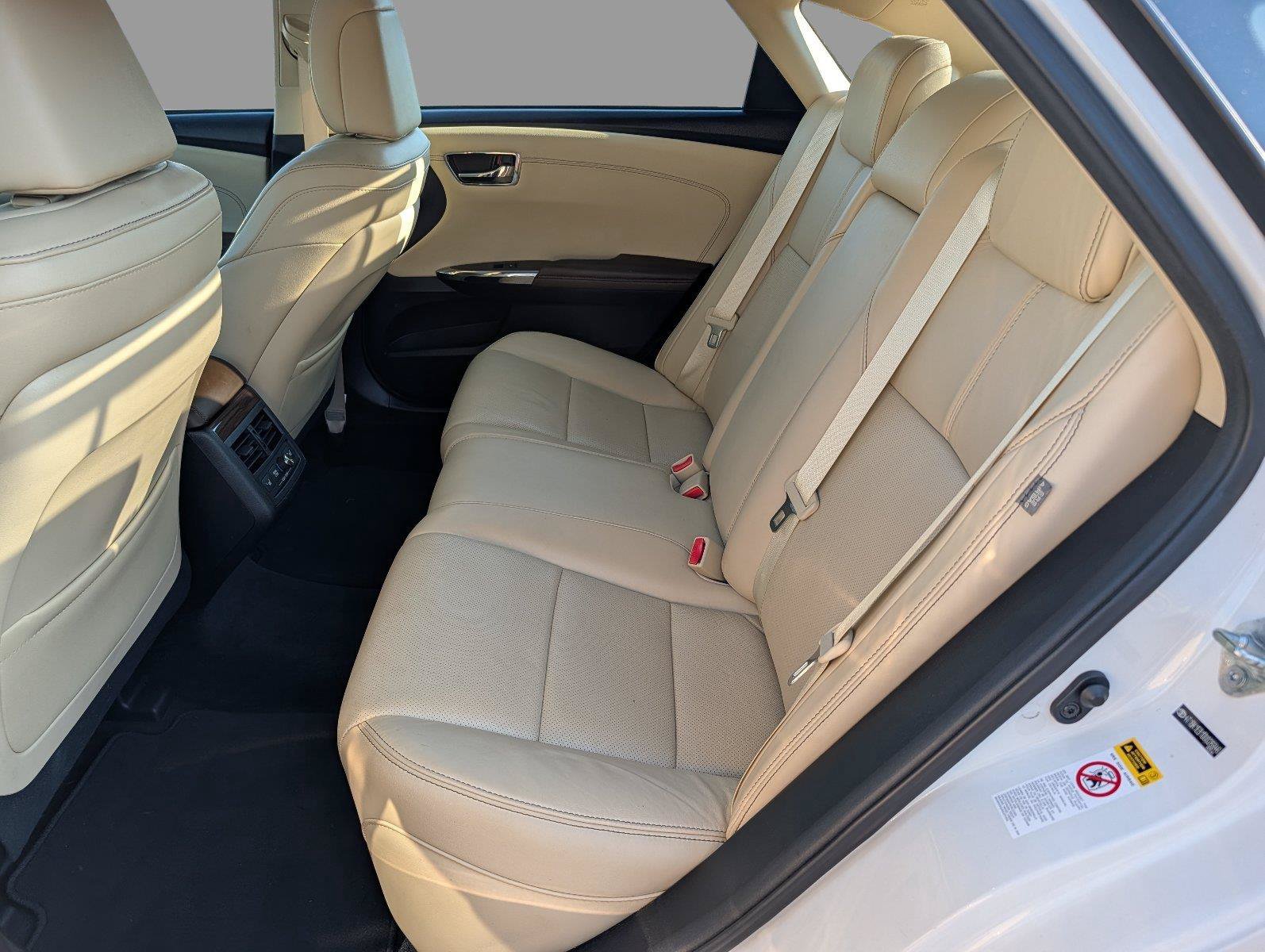 Used 2013 Toyota Avalon Limited FWD image 33