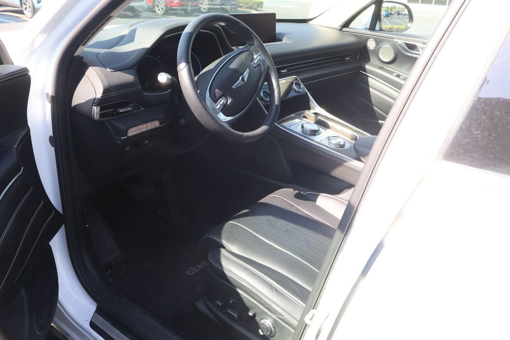 Used 2024 Genesis GV80 2.5T w/ Prestige Package AWD/4WD image 9
