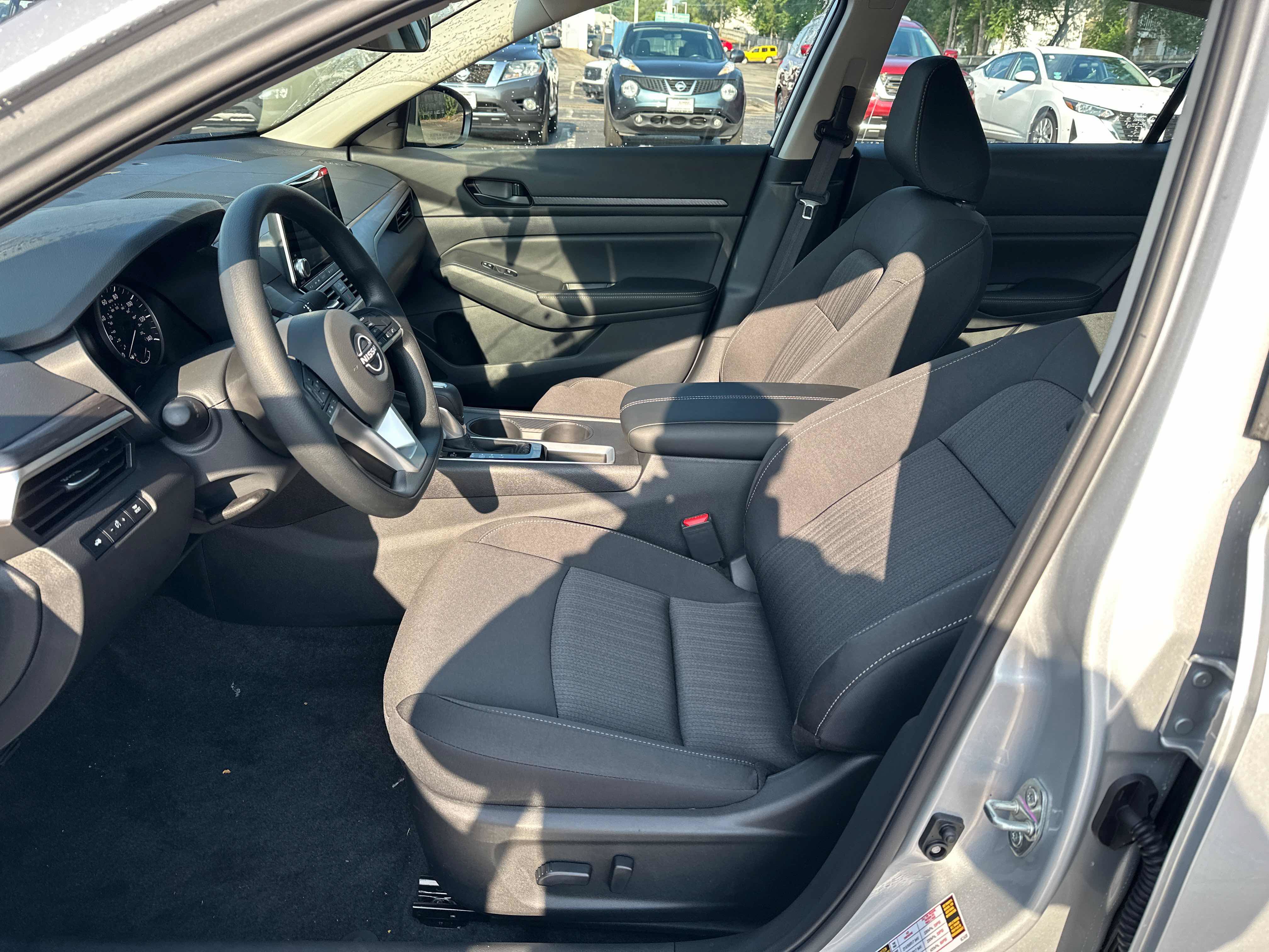 New 2026 Nissan Altima 2.5 SV FWD image 21