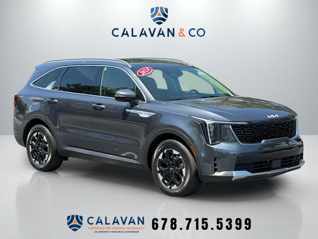 Used 2024 Kia Sorento S w/ Panoramic Sunroof Package