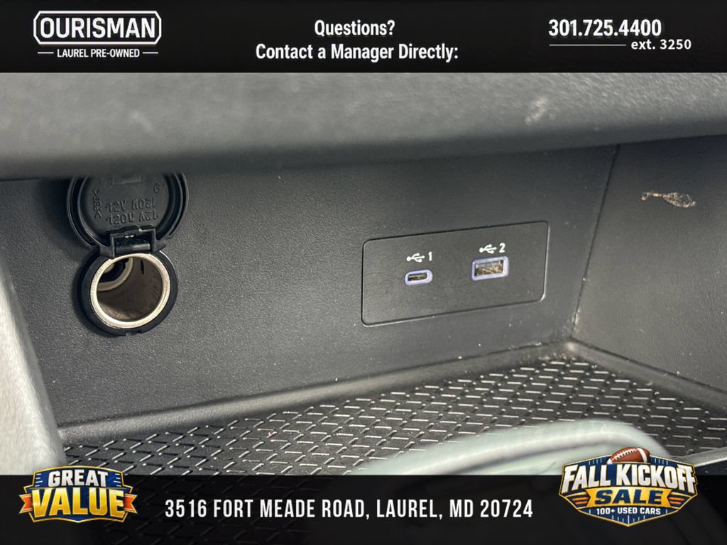 Used 2025 Nissan Pathfinder SV AWD/4WD image 29