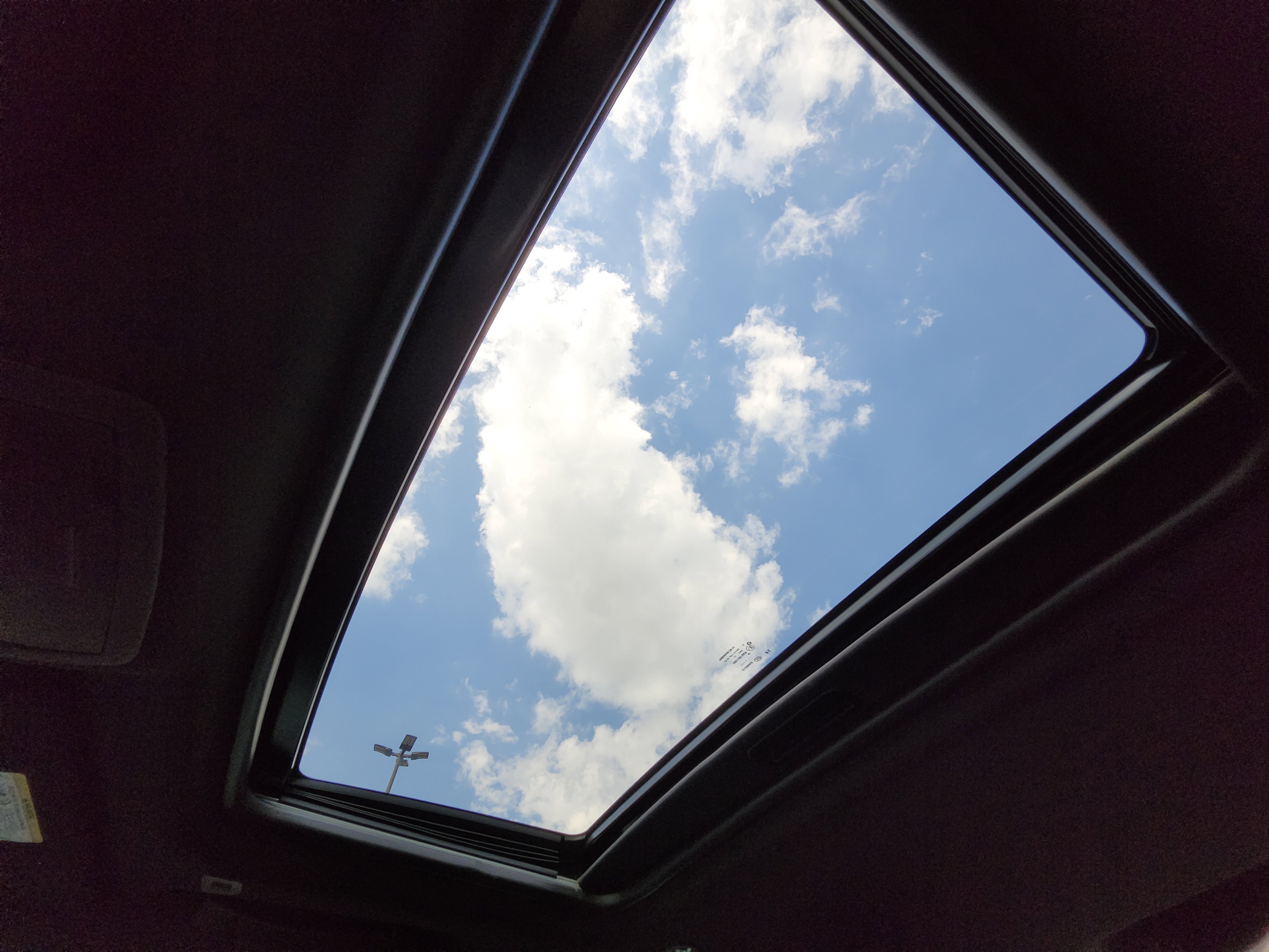 Used 2018 Dodge Challenger R/T w/ Sound Group RWD image 2