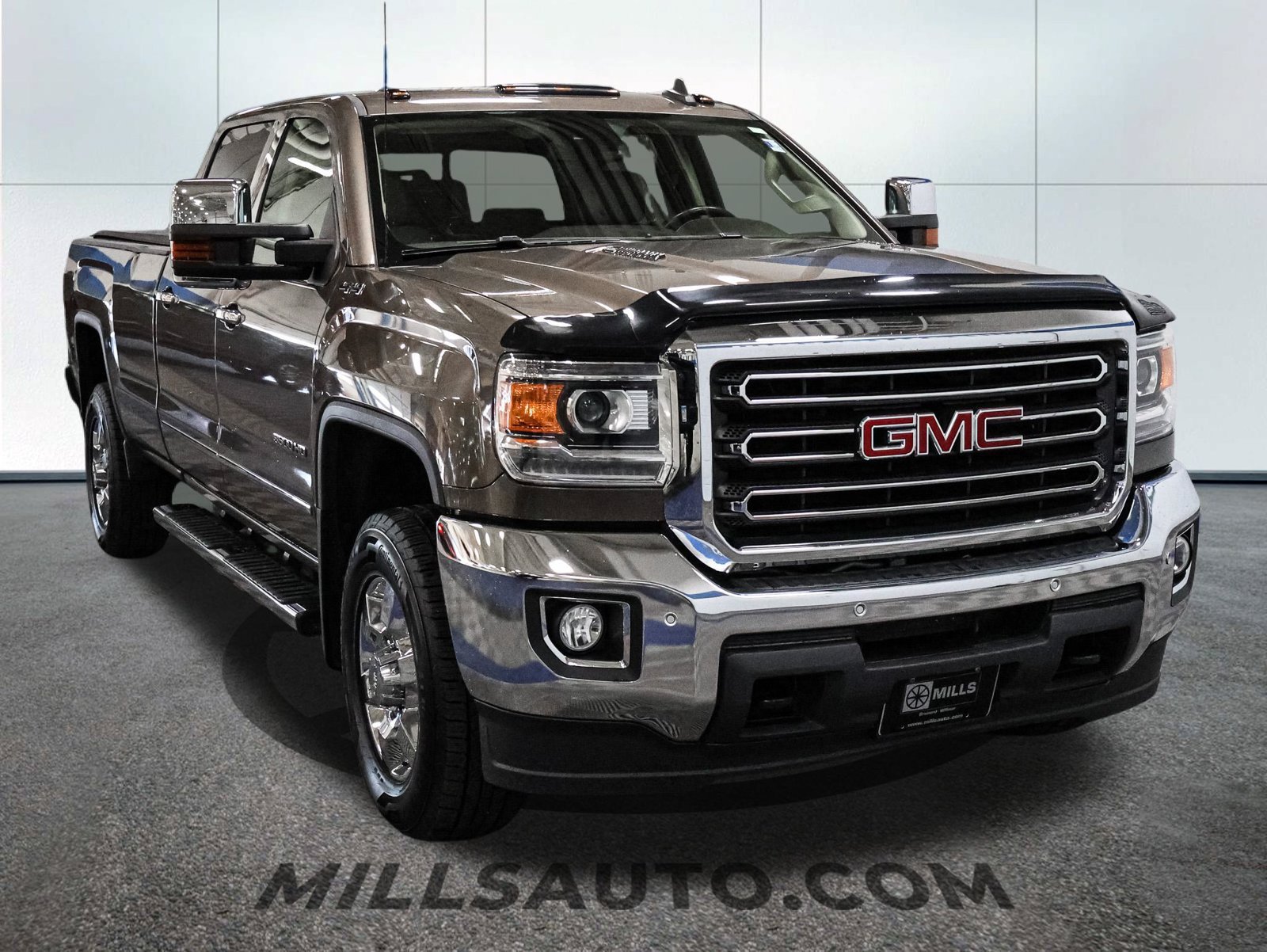 Used 2015 GMC Sierra 3500 SLT w/ Duramax Plus Package AWD/4WD image 12