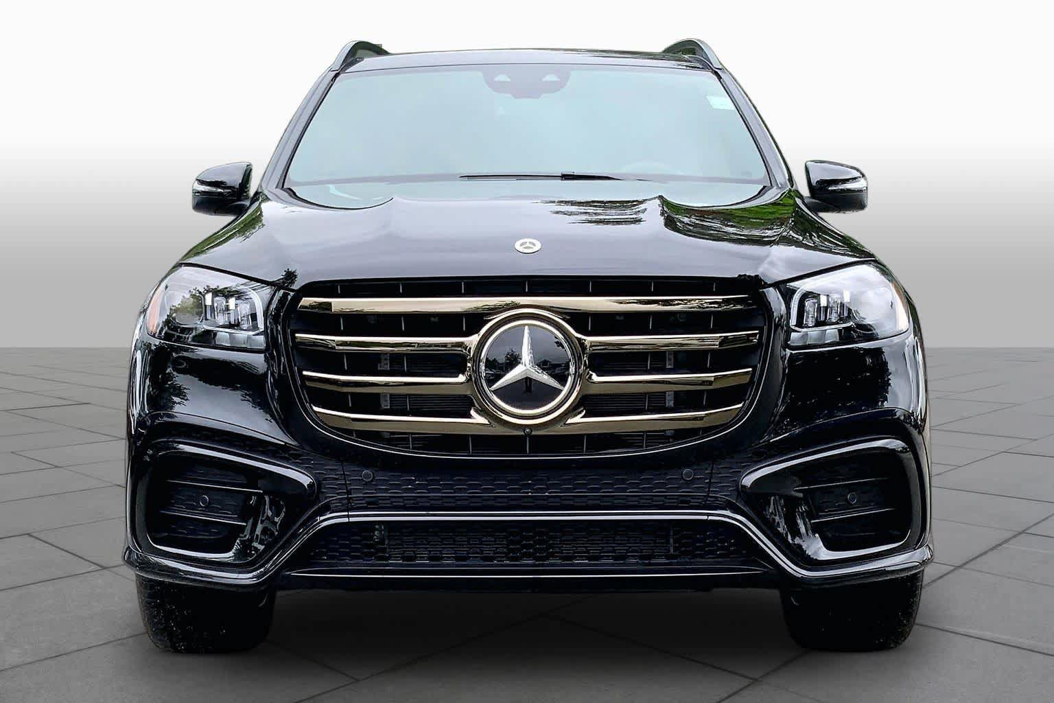 New 2026 Mercedes-Benz GLS 580 4MATIC image 3