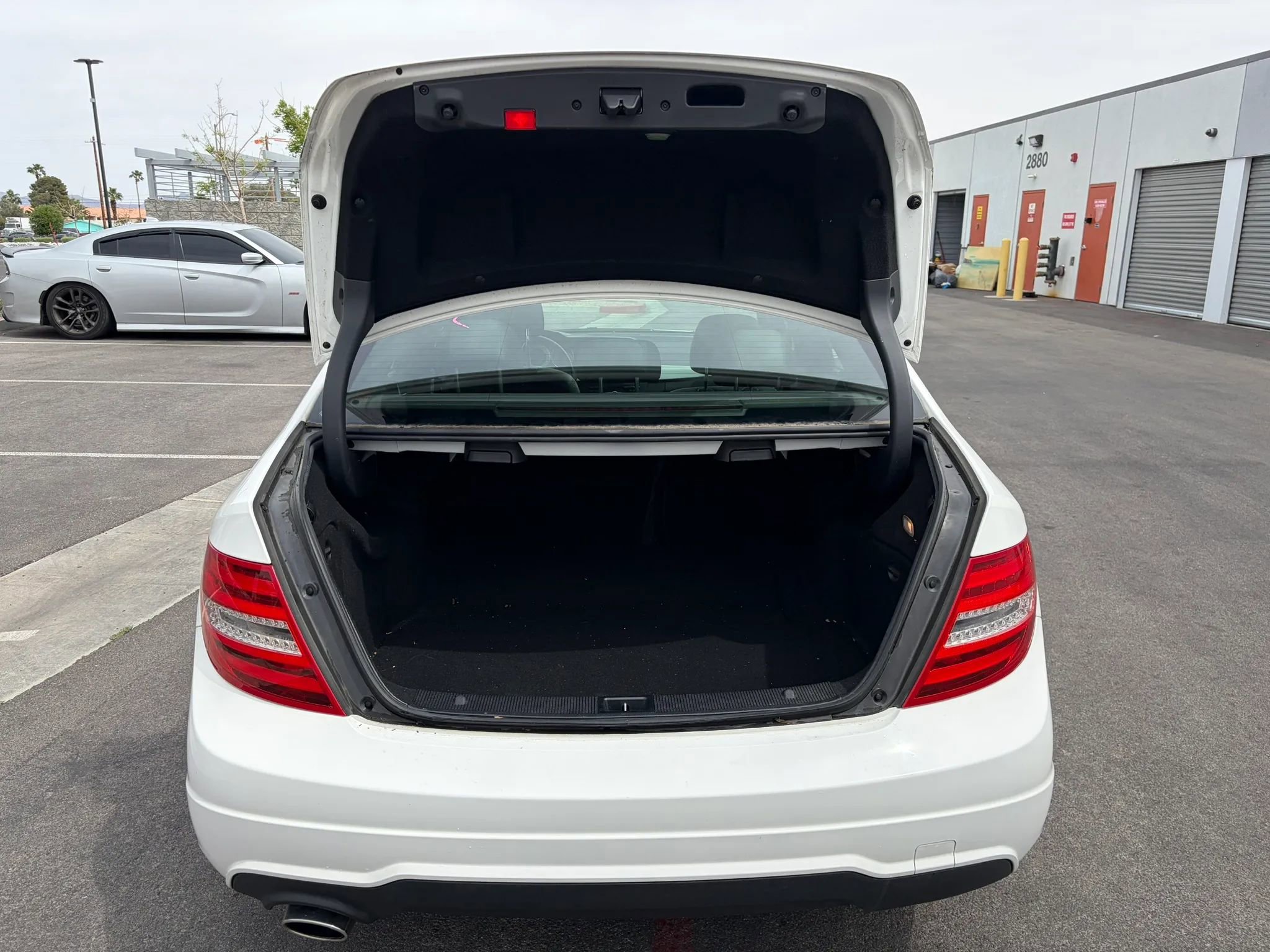 Used 2013 Mercedes-Benz C 250 Sedan w/ Multimedia Pkg image 9