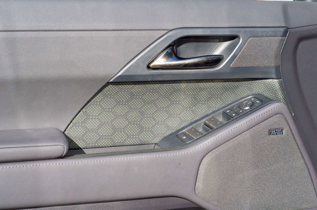 Used 2024 Lexus GX 550 image 34