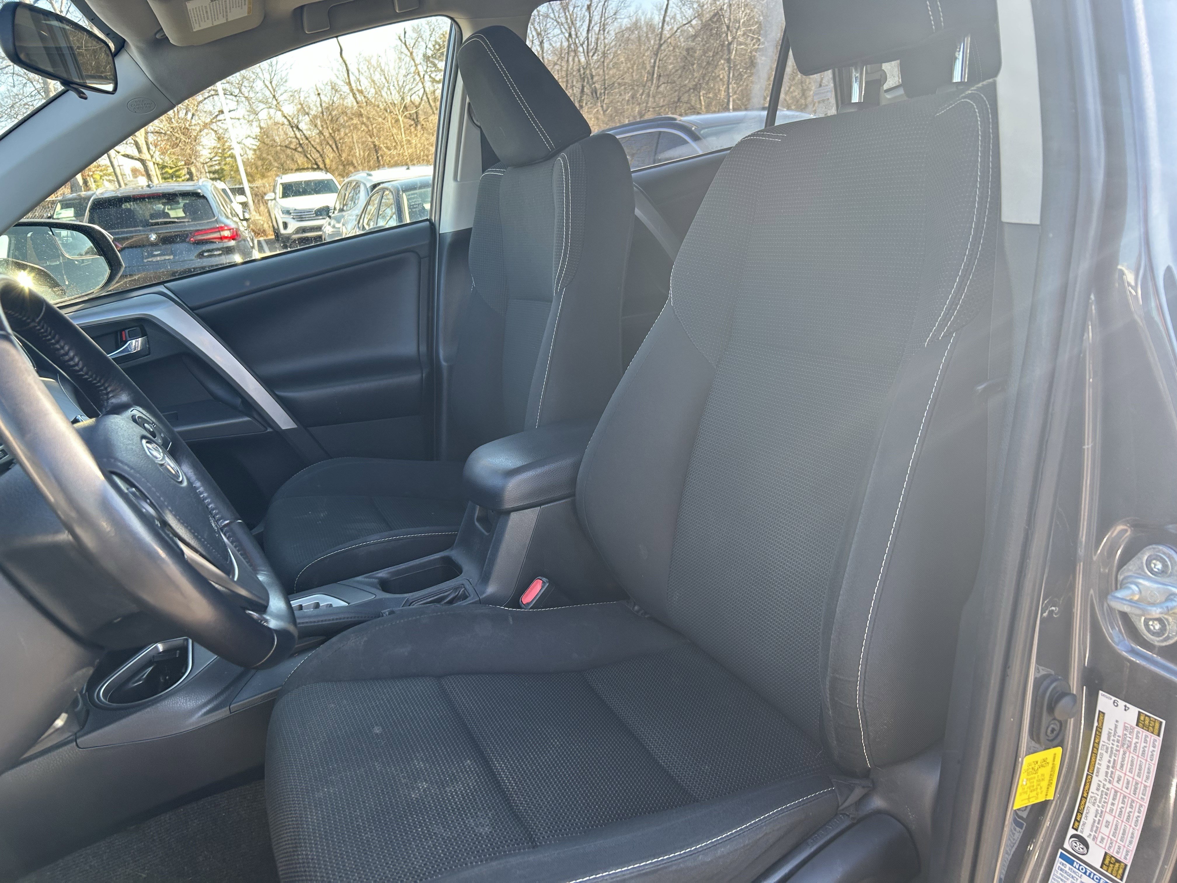 Used 2016 Toyota RAV4 XLE image 20