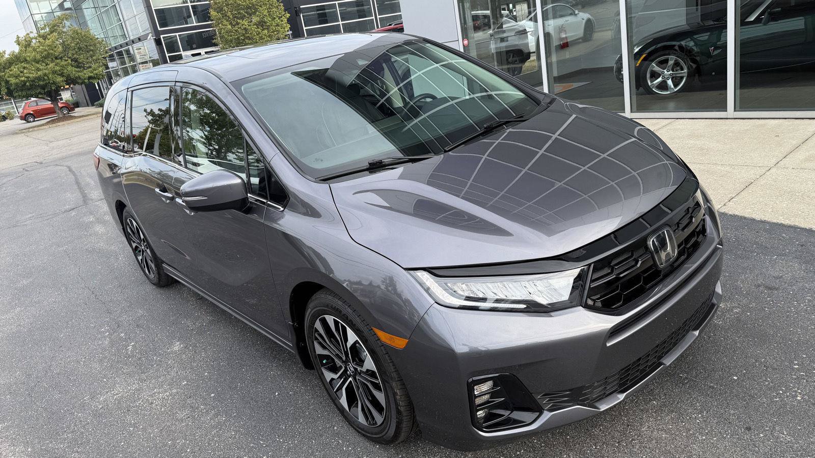 Used 2026 Honda Odyssey Elite image 10
