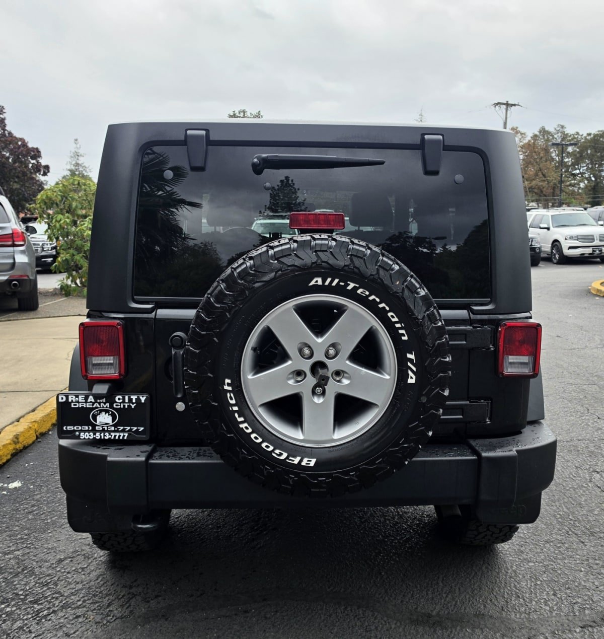 Used 2012 Jeep Wrangler Rubicon w/ PWR Convenience Group AWD/4WD image 15