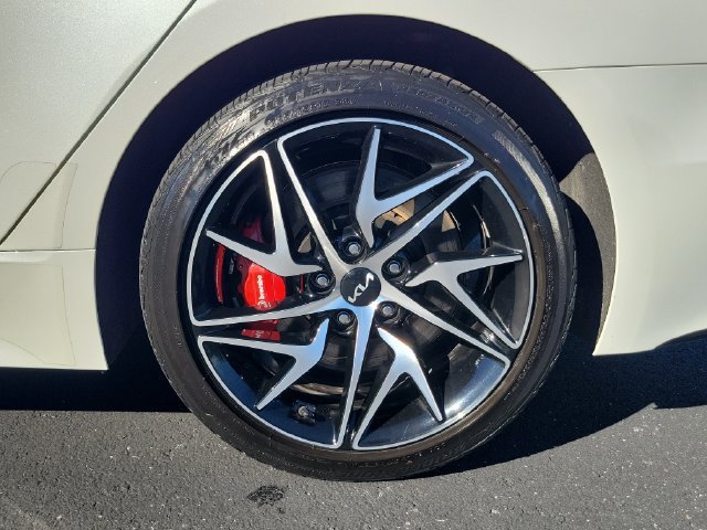 Used 2023 Kia Stinger GT-Line w/ Sun & Sound Package AWD/4WD image 7