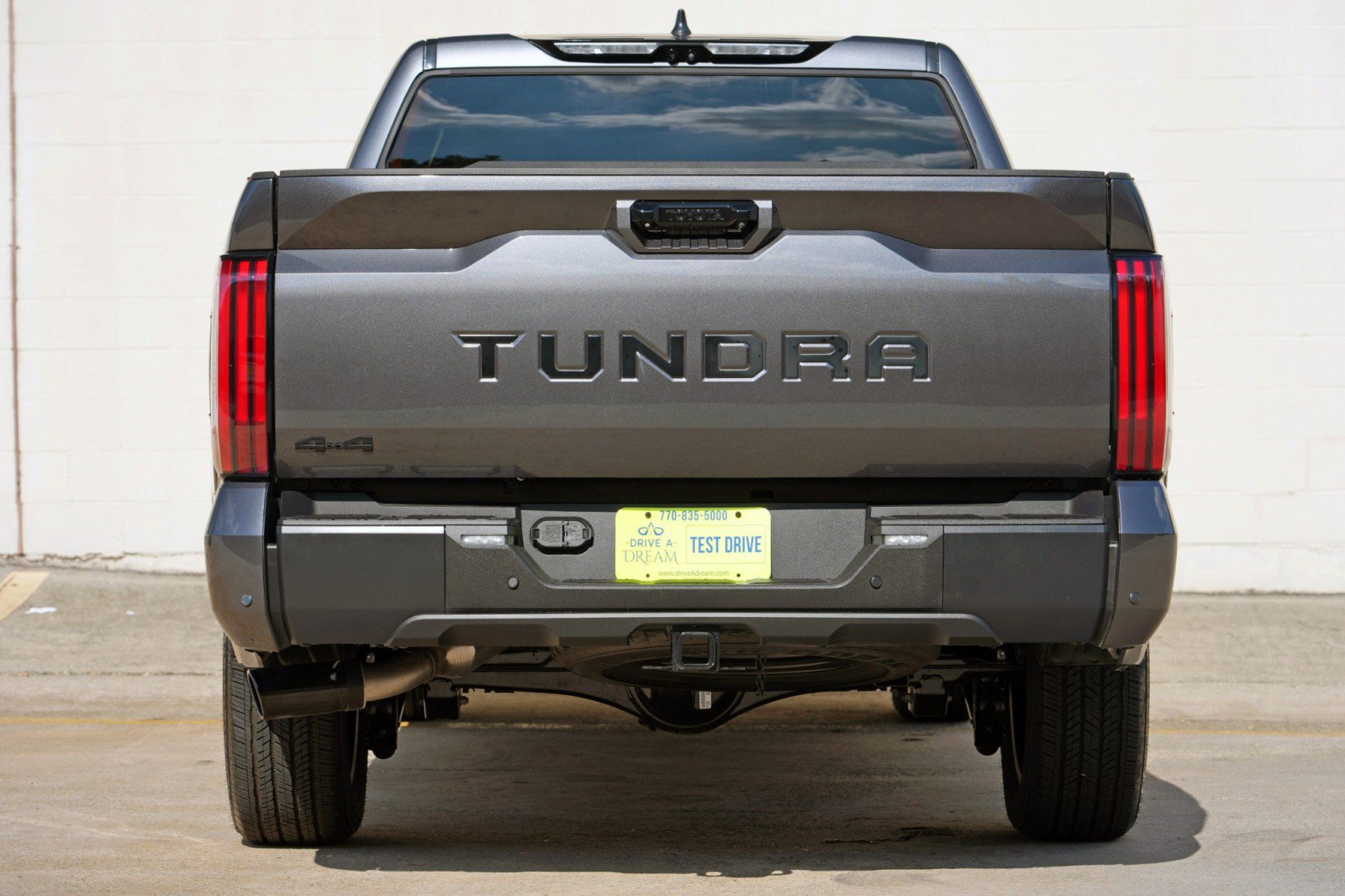 Used 2026 Toyota Tundra Limited AWD/4WD image 11