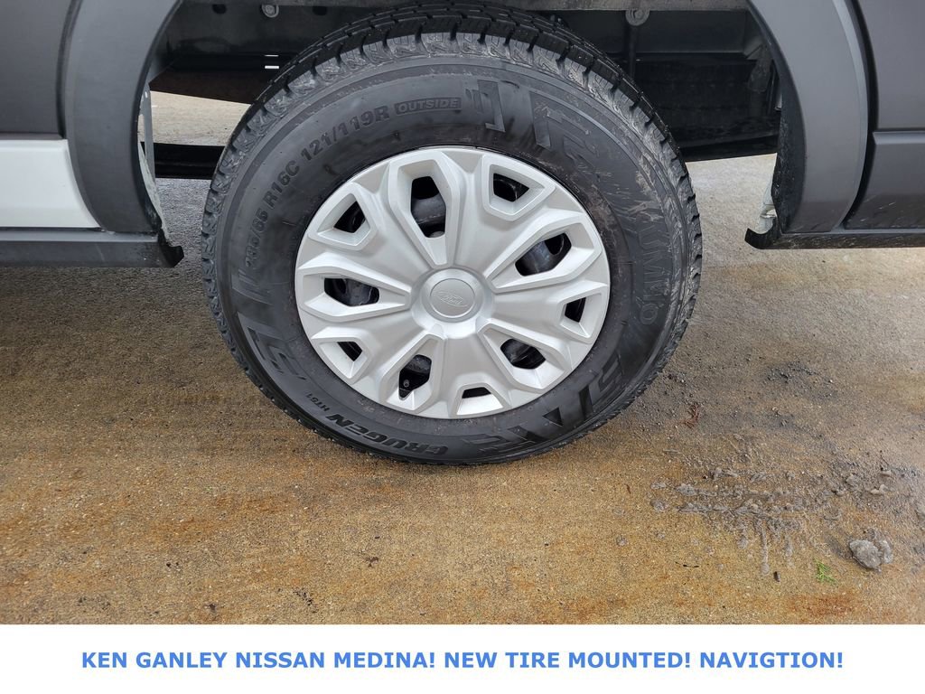 Used 2023 Ford Transit 350 XLT image 18