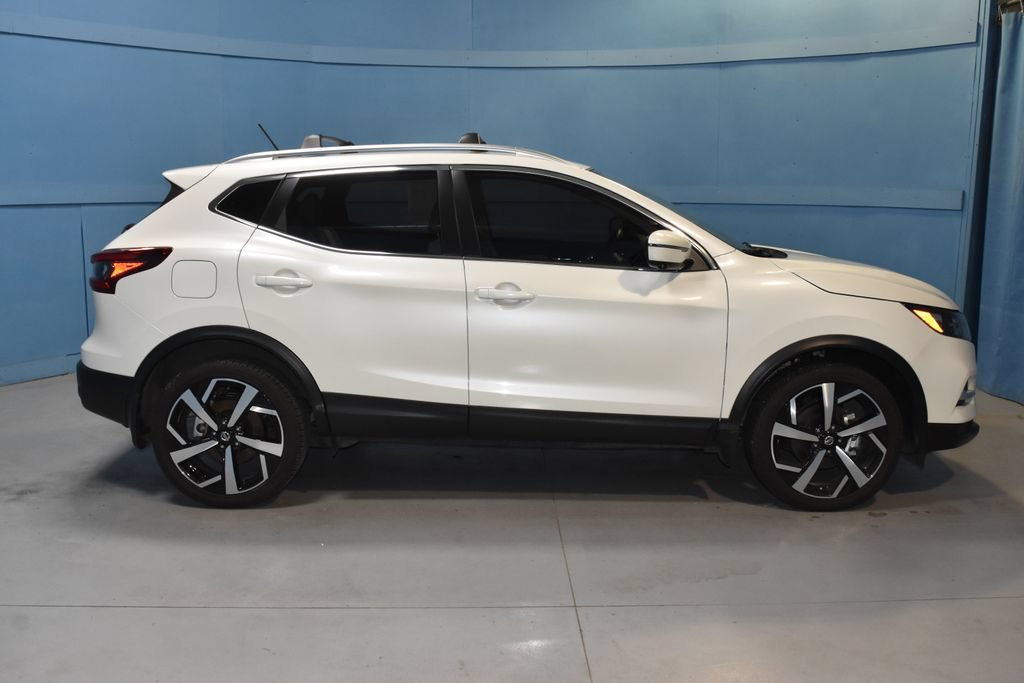 Certified 2022 Nissan Rogue Sport SL AWD/4WD image 18