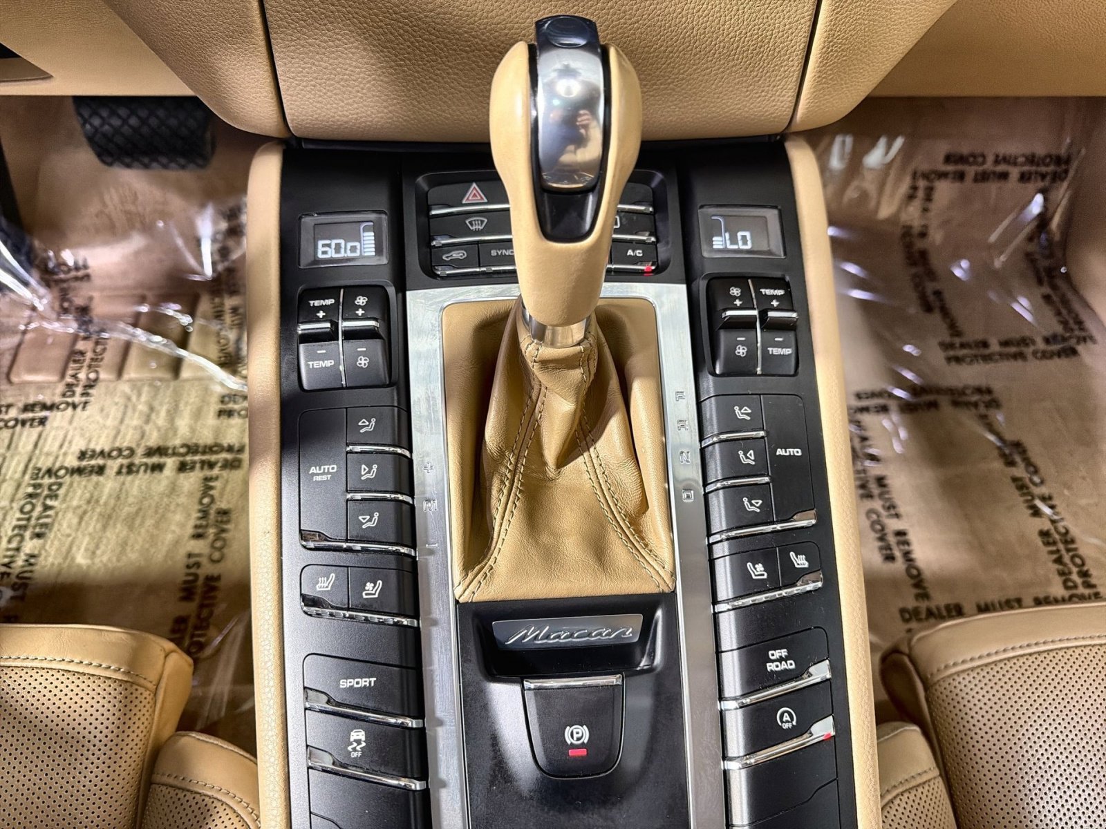 Used 2016 Porsche Macan S image 24