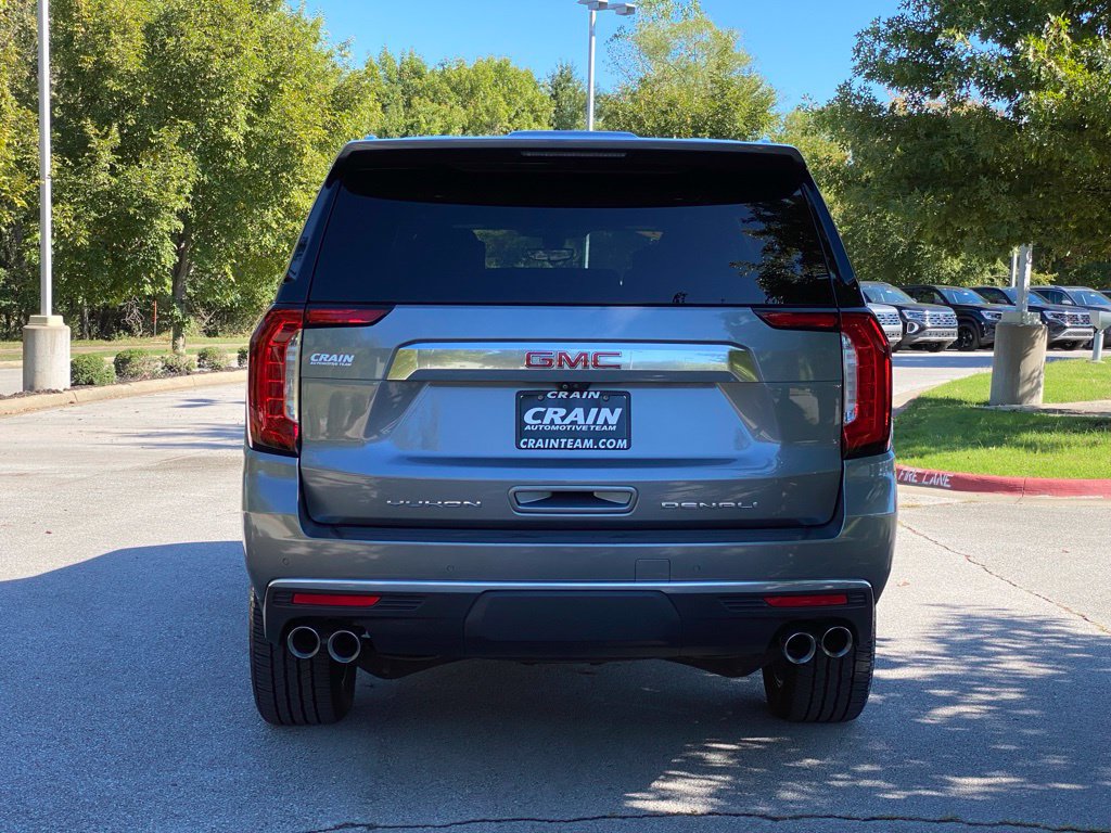 Used 2021 GMC Yukon Denali w/ Denali Premium Package AWD/4WD image 6