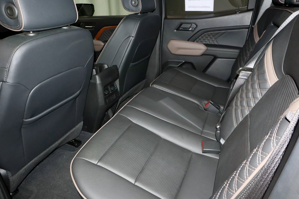 Used 2023 GMC Canyon Denali image 21